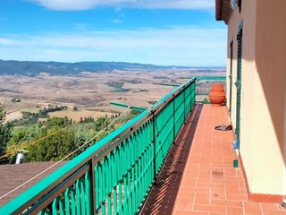 Appartamento in Vendita a Volterra, 170'000€, 172 m², arredato