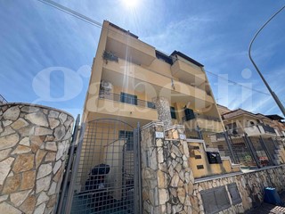Bilocale in Vendita a Santa Flavia, 79'000€, 66 m²