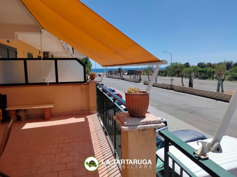 Quadrilocale in Vendita a Santa Teresa di Riva, 240'000€, 100 m²