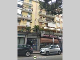 Negozio in Vendita a Messina, 70'000€, 60 m²