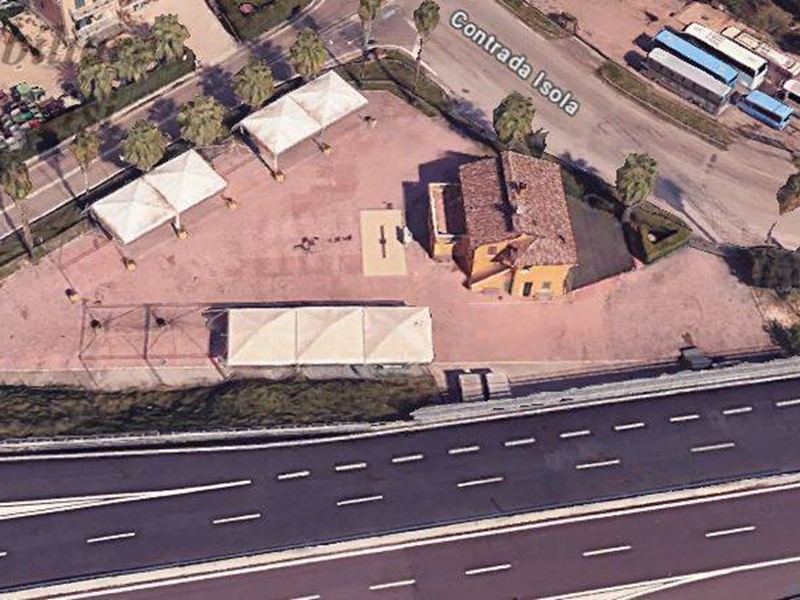 Casa Semi Indipendente in Vendita a San Benedetto del Tronto, zona Porto d'Ascoli, 900'000€, 400 m²