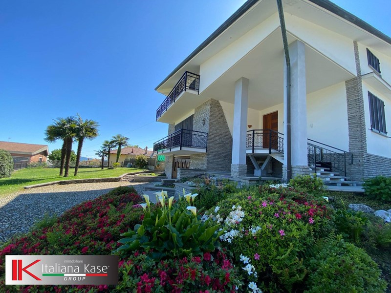 Casa Indipendente in Vendita a Orio Canavese, zona orio, 255'000€, 300 m²