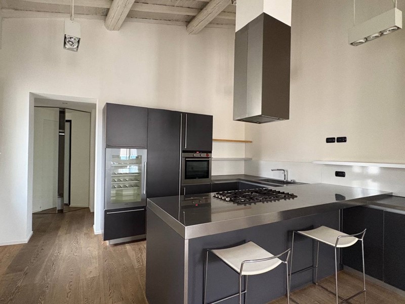 Trilocale in Vendita a Mantova, zona Centro storico, 250'000€, 105 m²