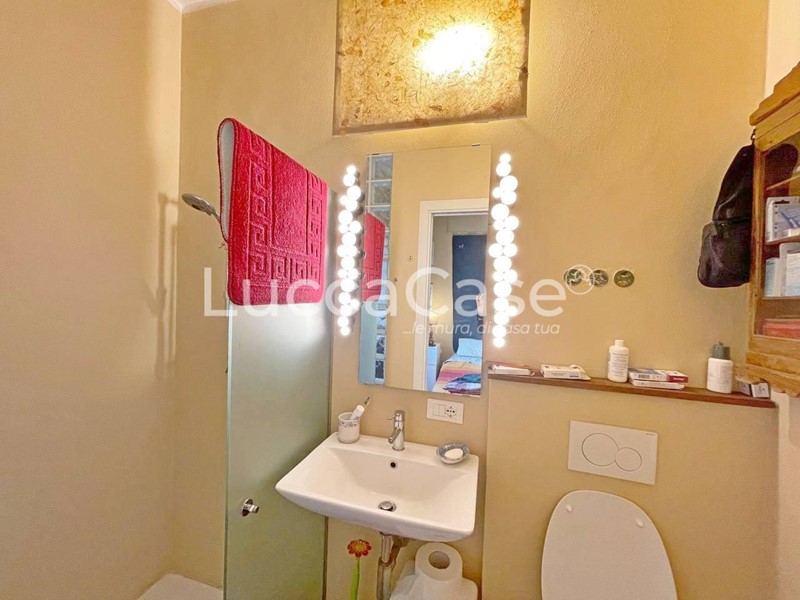 Casa di corte in Vendita a Lucca, 1'100'000€, 330 m²