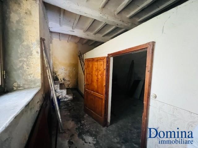 Bilocale in Vendita a Montignoso, zona Capanne, 65'000€, 48 m²