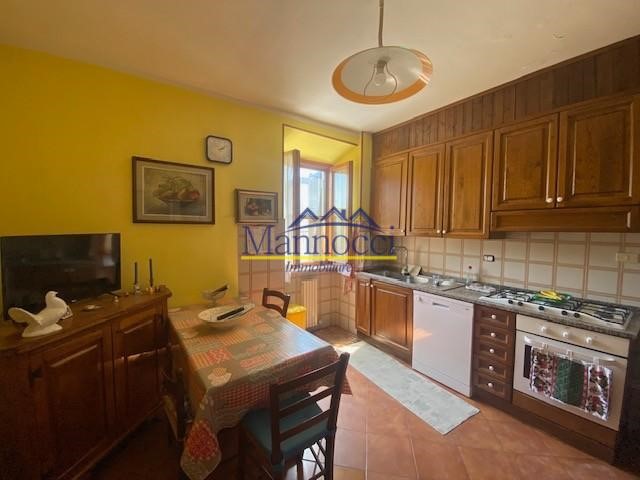 Quadrilocale in Vendita a San Giuliano Terme, zona Campo, 169'000€, 90 m², arredato, con Box