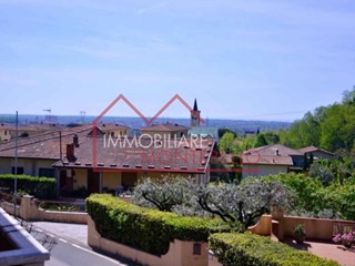 Casa Indipendente in Vendita a Pietrasanta, zona Strettoia, 160'000€, 75 m², arredato