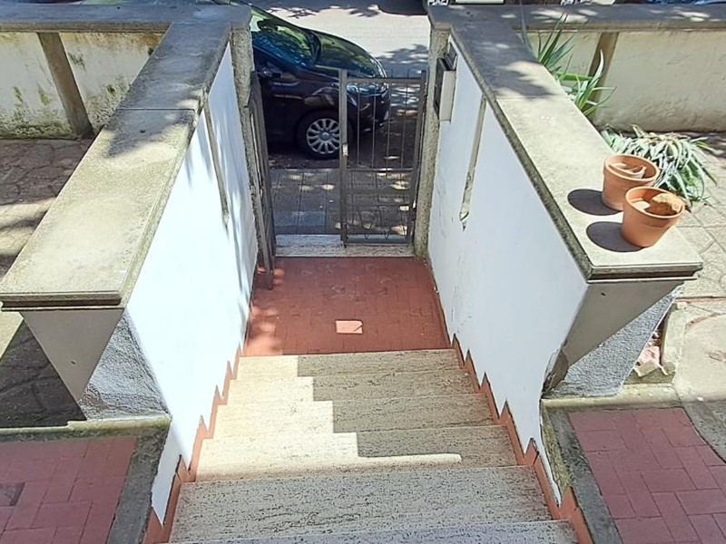 Quadrilocale in Vendita a Cecina, zona Cecina Marina, 170'000€, 60 m², con Box