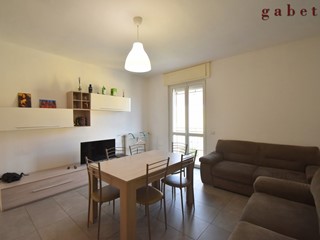 Bilocale in Vendita a Magenta, 128'000€, 85 m²