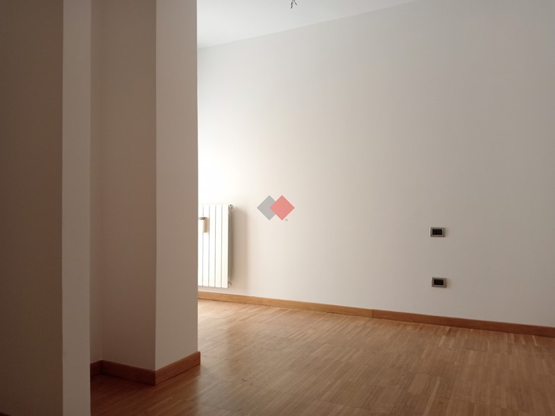 Quadrilocale in Vendita a Grottaglie, 225'000€, 152 m²