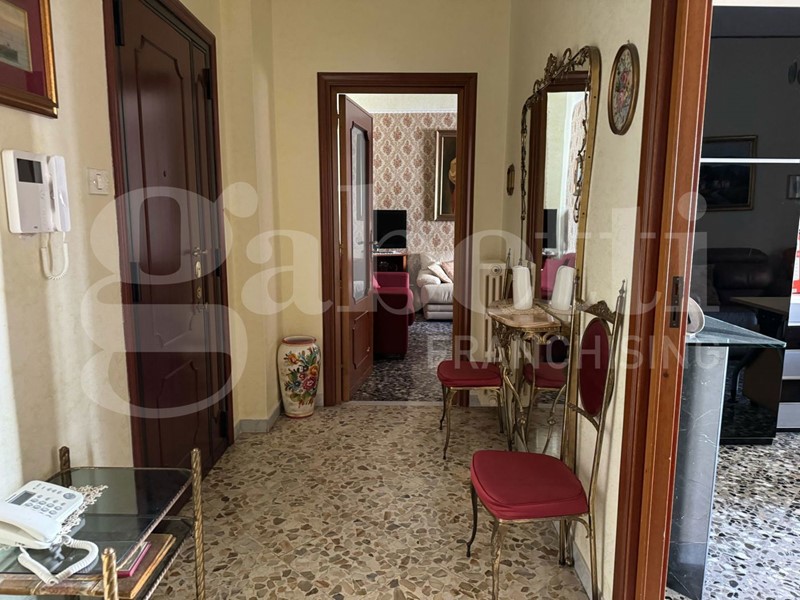 Bilocale in Vendita a Bari, 215'000€, 95 m²