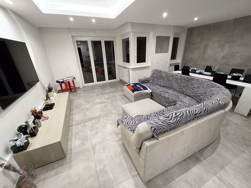 Trilocale in Affitto a Pieve Emanuele, 1'800€, 140 m², arredato