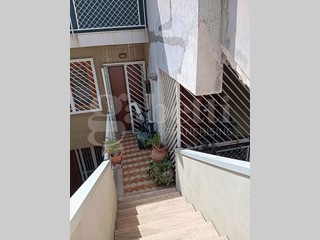 Bilocale in Vendita a Aci Castello, 75'000€, 60 m²