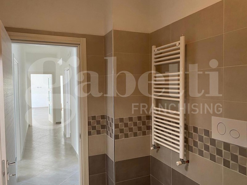 Appartamento in Vendita a Bellizzi, 200'000€, 140 m²