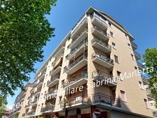 Trilocale in Vendita a Collegno, 155'000€, 86 m²