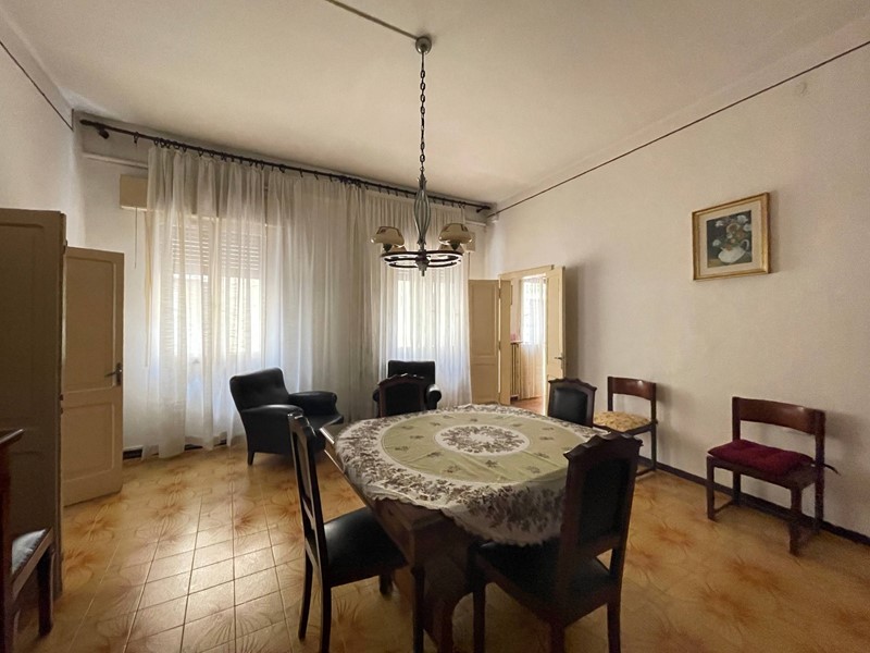 Appartamento in Affitto a Ferrara, zona Centro storico, 800€, 95 m², arredato
