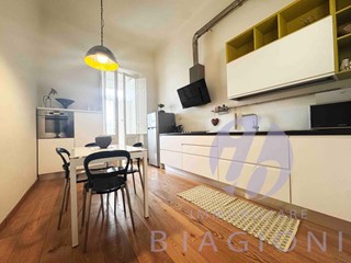 Appartamento in Vendita a Pietrasanta, 450'000€, 110 m², arredato