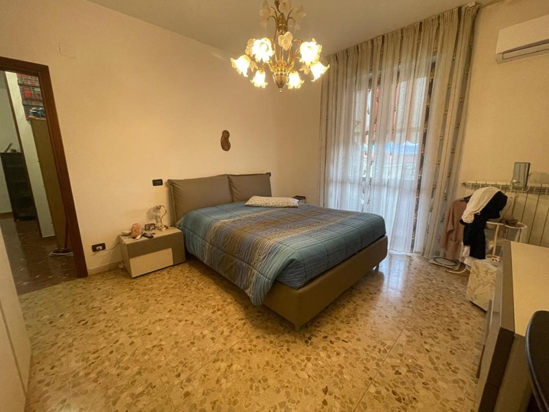 Quadrilocale in Vendita a Carrara, zona Avenza, 210'000€, 90 m², arredato