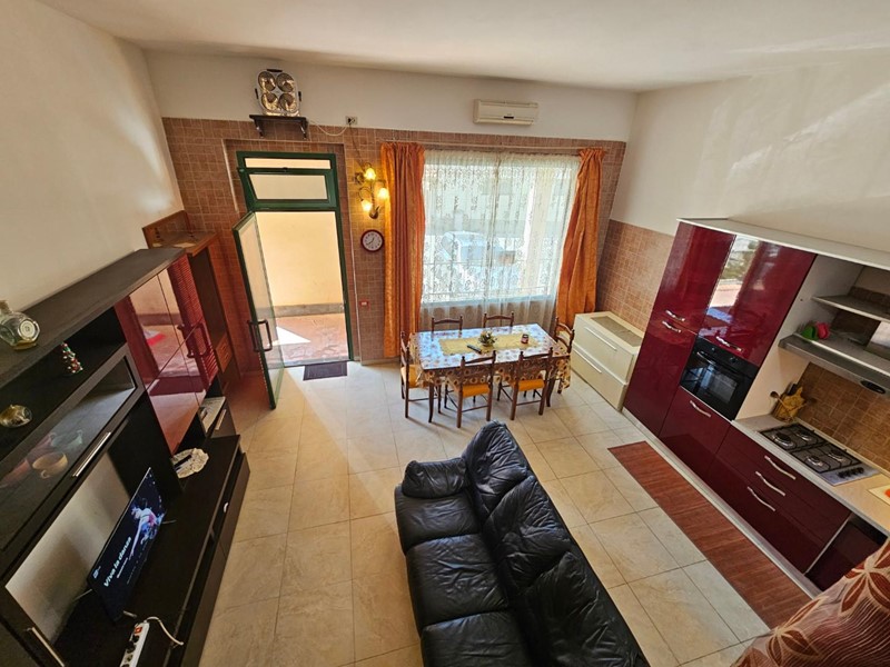 Monolocale in Vendita a Collesalvetti, zona Nugola Nuova, 99'000&euro;, 50 m², arredato