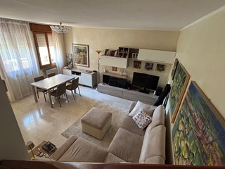 Appartamento in Vendita a Adria, 160'000€, 180 m²