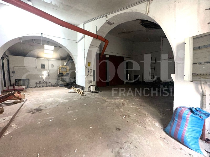 Casa Indipendente in Vendita a Avola, 68'000€, 200 m²