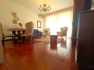 Quadrilocale in Vendita a Massa, 225'000&euro;, 110 m²