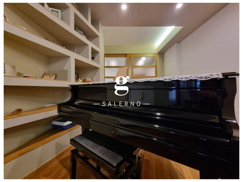 Quadrilocale in Vendita a Salerno, 380'000&euro;, 140 m²