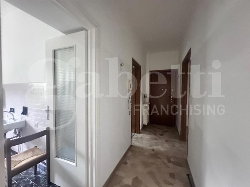 Negozio in Vendita a Ponte Lambro, 68'000€, 70 m²