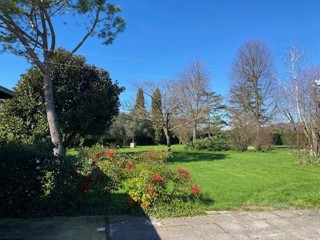 Casa Indipendente in Vendita a San Giuliano Terme, zona Campo, 329'000€, 90 m²