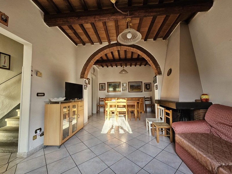 Casa Semi Indipendente in Vendita a Castelfranco di Sotto, 245'000€, 145 m²