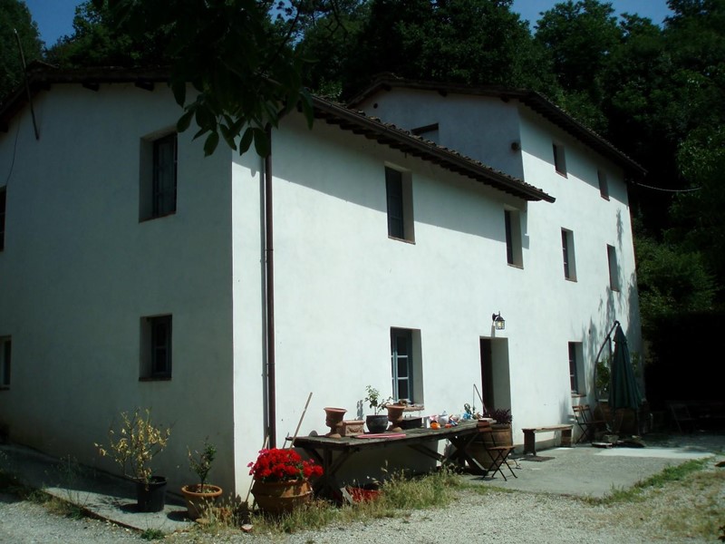 Casa di corte in Vendita a Lucca, zona Torre, 420'000€, 250 m²