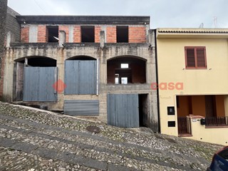 Casale in Vendita a Castroreale, 75'000€, 160 m²