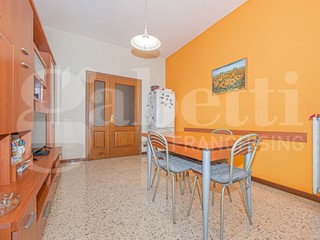 Trilocale in Vendita a Rivoli, 119'000€, 78 m²