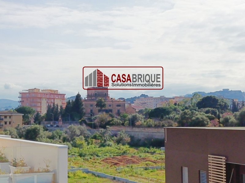 Quadrilocale in Vendita a Santa Flavia, 266'000€, 140 m²