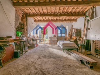 Trilocale in Vendita a Borgo a Mozzano, 110'000&euro;, 120 m²