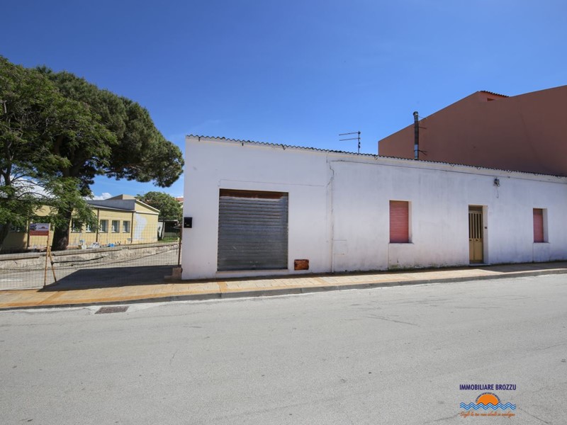 Casa Indipendente in Vendita a Valledoria, 145'000€, 144 m²