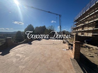 Casa Semi Indipendente in Vendita a Sovicille, 550'000€, 205 m²
