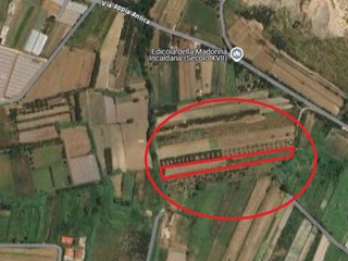 Terreno agricolo in Vendita a Mondragone, zona Via Appia Antica, 10'000€, 2400 m²