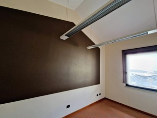 Ufficio in Vendita a Castelfranco di Sotto, 55'000€, 50 m²