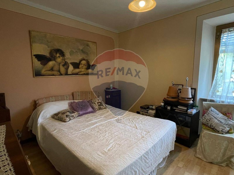 Appartamento in Vendita a Coreglia Antelminelli, zona Piano di Coreglia, 59'000€, 79 m², arredato