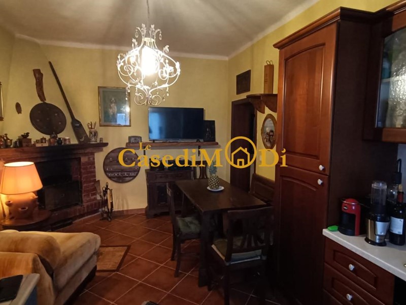 Bilocale in Vendita a Collesalvetti, zona Colognole, 110'000€, 50 m², arredato