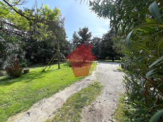 Appartamento in Vendita a Pietrasanta, zona Marina di Pietrasanta, 750'000€, 125 m²