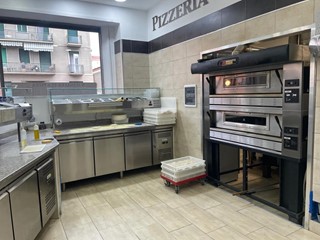 Attività commerciale in Vendita a Torino, 120'000€, 75 m²