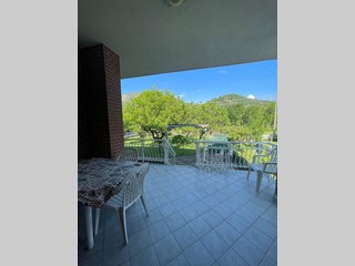 Villa bifamiliare in Vendita a Caselette, 345'000€, 305 m²