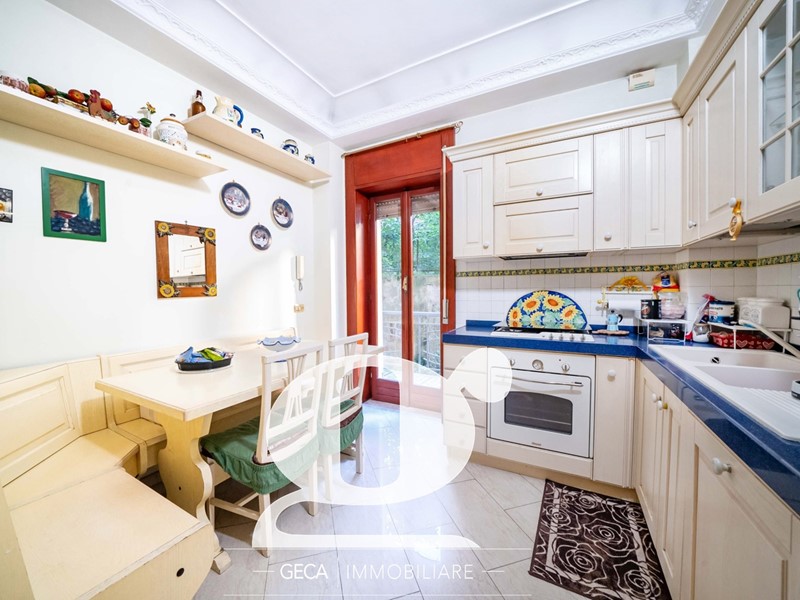 Quadrilocale in Vendita a Napoli, 390'000€, 100 m²