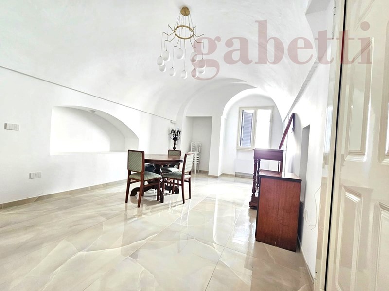 Casa Indipendente in Affitto a Copertino, 650€, 100 m², arredato