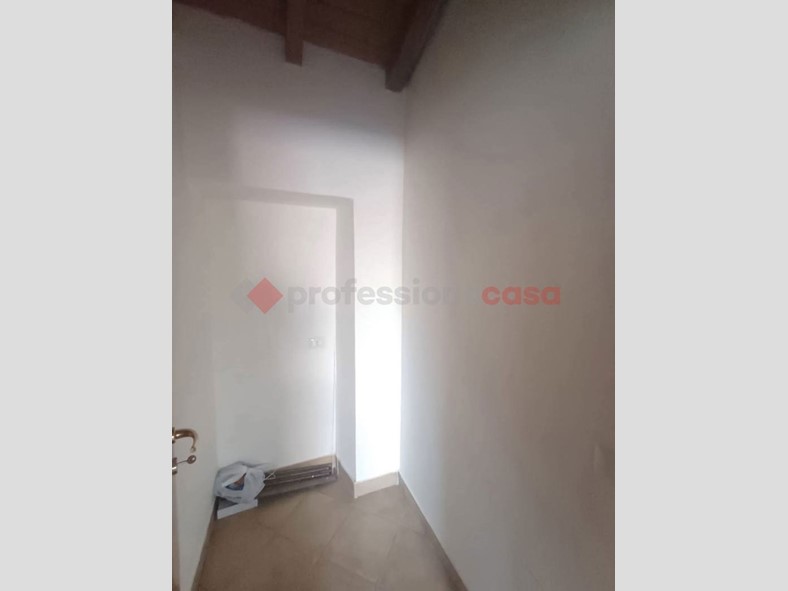 Bilocale in Vendita a Ceprano, 75'000€, 65 m²