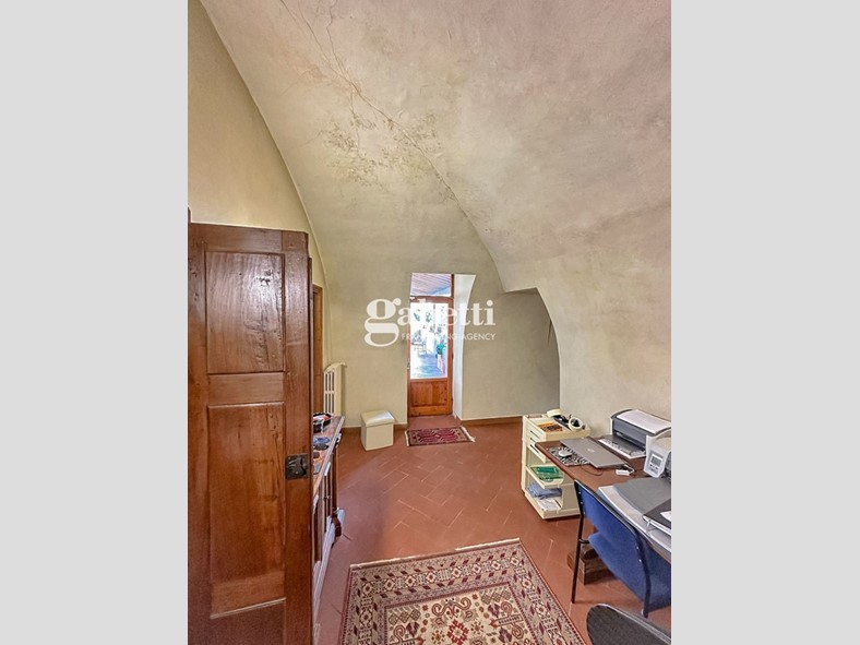 Villa bifamiliare in Vendita a Fiesole, 2'350'000€, 400 m²