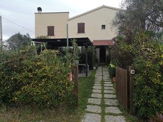 Casa Semi Indipendente in Vendita a Piombino, 220'000&euro;, 90 m², arredato