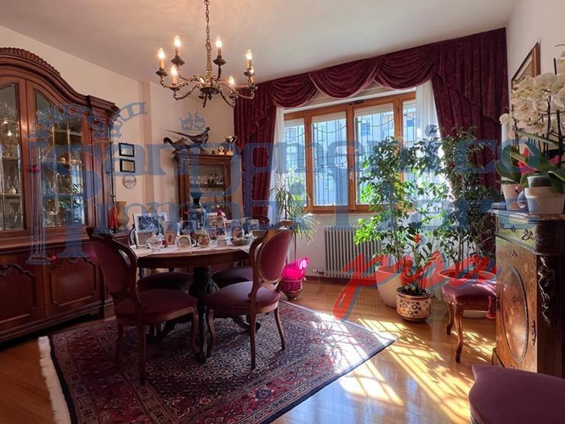 Appartamento in Vendita a Pisa, 235'000€, 120 m²